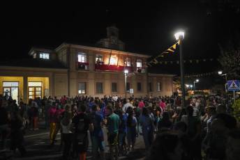 Fotogalería Pregón e Inicio Fiestas en Abades 26 Fotografía: Miguel Angel Fernández