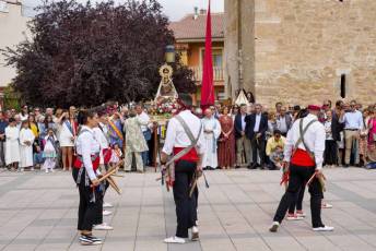 Fotogalería Misa y Procesión en Honor a la Virgen del Remedio en Abades 9 Fotografía: Miguel Angel Fernández