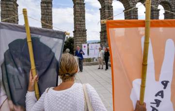 Fotogalería StandARTES HUMANOS. Segovia por los Derechos. ONG AIDA 44 Fotografía: Miguel Angel Fernández