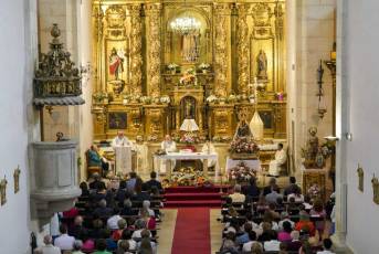 Fotogalería Misa y Procesión en Honor a la Virgen del Remedio en Abades 14 Fotografía: Miguel Angel Fernández