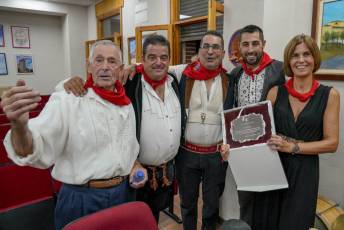 Fotogalería Pregón e Inicio Fiestas en Abades 10 Fotografía: Miguel Angel Fernández