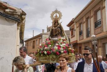 Fotogalería Misa y Procesión en Honor a la Virgen del Remedio en Abades 5 Fotografía: Miguel Angel Fernández