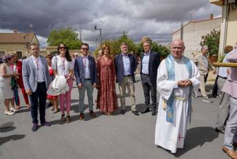 Fotogalería Misa y Procesión en Honor a la Virgen del Remedio en Abades 17 Fotografía: Miguel Angel Fernández