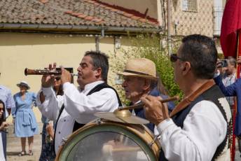 Fotogalería Misa y Procesión en Honor a la Virgen del Remedio en Abades 2 Fotografía: Miguel Angel Fernández