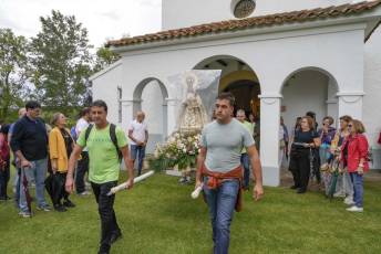 Fotogalería Procesión IV Centenario Virgen de la Aparecida en Valverde del Majano 13 Fotografía: Miguel Angel Fernández