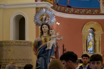 Fotogalería Procesión en honor a la Virgen del Rosario en San Cristóbal de Segovia 9 Fotografía: Miguel Angel Fernández