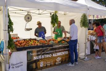 Fotogalería V Feria del Garbanzo en Labajos 37 Fotografía: Miguel Angel Fernández