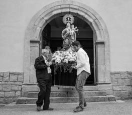 Fotogalería Procesión en honor a la Virgen del Rosario en San Cristóbal de Segovia 67 Fotografía: Miguel Angel Fernández