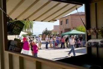 Fotogalería V Feria del Garbanzo en Labajos 27 Fotografía: Miguel Angel Fernández