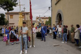 Fotogalería Procesión en honor a la Virgen del Rosario en San Cristóbal de Segovia 34 Fotografía: Miguel Angel Fernández