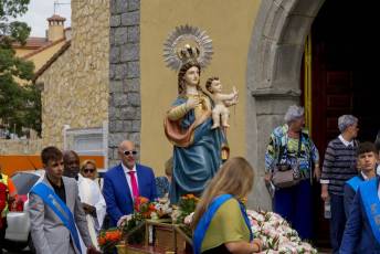 Fotogalería Procesión en honor a la Virgen del Rosario en San Cristóbal de Segovia 79 Fotografía: Miguel Angel Fernández