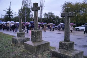 Fotogalería Procesión en honor al Santo Cristo de la Columna en Escarabajosa de Cabezas 5 Misa y Procesión Escarabajosa de Cabezas