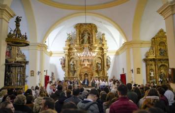 Fotogalería Procesión en honor al Santo Cristo de la Columna en Escarabajosa de Cabezas 7 Misa y Procesión Escarabajosa de Cabezas