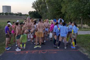 Fotogalería Fiestas en Pinillos de Polendos. Carrera del Calzoncillo 34 Fotografía: Miguel Angel Fernández