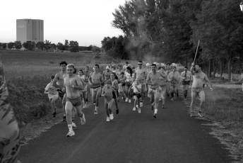 Fotogalería Fiestas en Pinillos de Polendos. Carrera del Calzoncillo 39 Fotografía: Miguel Angel Fernández