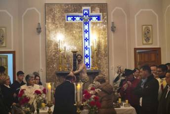Fotogalería Procesión en honor al Santo Cristo de la Columna en Escarabajosa de Cabezas 27 Misa y Procesión Escarabajosa de Cabezas
