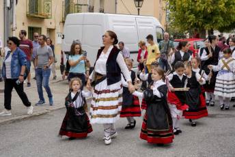 Fotogalería Procesión en honor a la Virgen del Rosario en San Cristóbal de Segovia 71 Fotografía: Miguel Angel Fernández