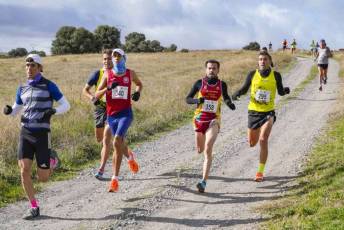Fotogalería XI Carrera Pedestre "Entre Viñedos" en Cabañas de Polendos 51 Carreras Pedestres Entre Viñedos en Cabañas de Polendos