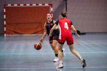 Fotogalería Baloncesto Femenino Cochinillo Segoviano vs Universidad Salamanca 18 Fotografía Miguel Angel Fernández 24