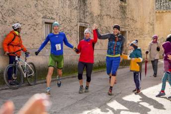 Fotogalería XI Carrera Pedestre "Entre Viñedos" en Cabañas de Polendos 94 Carreras Pedestres Entre Viñedos en Cabañas de Polendos
