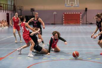 Fotogalería Baloncesto Femenino Cochinillo Segoviano vs Universidad Salamanca 16 Fotografía Miguel Angel Fernández 28