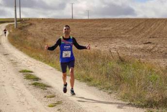Fotogalería XI Carrera Pedestre "Entre Viñedos" en Cabañas de Polendos 64 Carreras Pedestres Entre Viñedos en Cabañas de Polendos