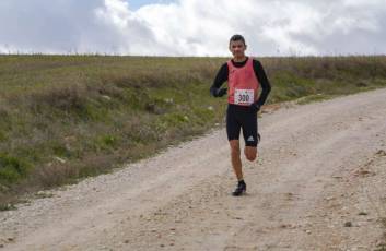 Fotogalería XI Carrera Pedestre "Entre Viñedos" en Cabañas de Polendos 87 Carreras Pedestres Entre Viñedos en Cabañas de Polendos