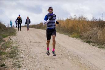 Fotogalería XI Carrera Pedestre "Entre Viñedos" en Cabañas de Polendos 76 Carreras Pedestres Entre Viñedos en Cabañas de Polendos
