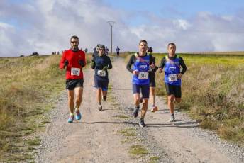 Fotogalería XI Carrera Pedestre "Entre Viñedos" en Cabañas de Polendos 55 Carreras Pedestres Entre Viñedos en Cabañas de Polendos