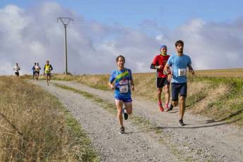 Fotogalería XI Carrera Pedestre "Entre Viñedos" en Cabañas de Polendos 80 Carreras Pedestres Entre Viñedos en Cabañas de Polendos
