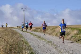 Fotogalería XI Carrera Pedestre "Entre Viñedos" en Cabañas de Polendos 70 Carreras Pedestres Entre Viñedos en Cabañas de Polendos