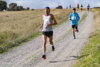 Fotogalería XI Carrera Pedestre "Entre Viñedos" en Cabañas de Polendos 75 Carreras Pedestres Entre Viñedos en Cabañas de Polendos