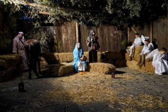 Fotogalería XXV Belén Viviente en Zarzuela del Pinar 10 Belén Viviente en Zarzuela del Pinar