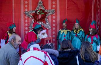 Fotogalería Visita de Papa Noel a El Espinar 22 Visita Papa Noel El Espinar