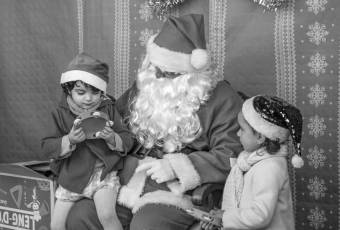 Fotogalería Visita de Papa Noel a El Espinar 17 Visita Papa Noel El Espinar