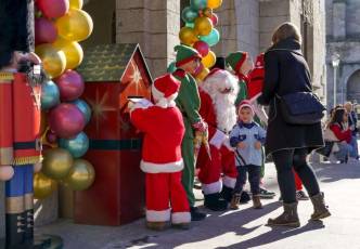 Fotogalería Visita de Papa Noel a El Espinar 8 Visita Papa Noel El Espinar