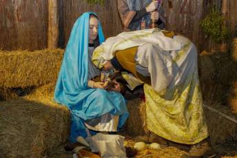 Fotogalería XXV Belén Viviente en Zarzuela del Pinar 54 Belén Viviente en Zarzuela del Pinar