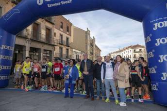 Fotogalería XII Carrera Monumental Innoporc Ciudad de Segovia 22 Carrera Monumental de Segovia