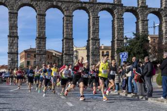 Fotogalería XII Carrera Monumental Innoporc Ciudad de Segovia 21 Carrera Monumental de Segovia