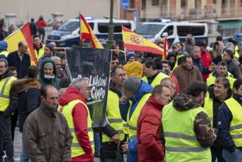 Fotogalería Manifestación Sector Primario en Segovia 22 Manifestacion Agricultores en Segovia