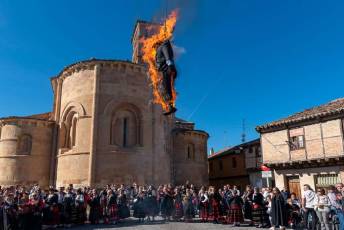 Fotogalería Santa Águeda en Barrio San Lorenzo 7 Santa Águeda en Barrio San Lorenzo