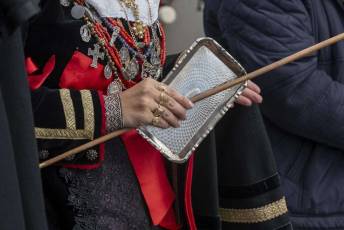 El baile de gala cierra las fiestas de Santa Águeda. Misa y Cambio de Monteras Santa Águeda en Zamarramala 34 Santa Agueda en Zamarramala