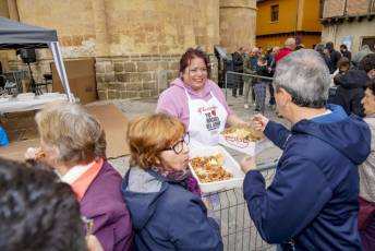 Fotogalería 9ª Degustación del Cerdo en Barrio San Lorenzo 2 9ª Degustación del Cerdo San Lorenzo
