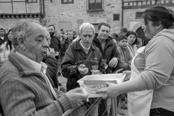 Fotogalería 9ª Degustación del Cerdo en Barrio San Lorenzo 14 9ª Degustación del Cerdo San Lorenzo