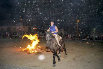 Fotogalería Concurso de Cintas de Fuego y Antorchas en El Espinar 60 Concurso de Cintas de Fuego en El Espinar