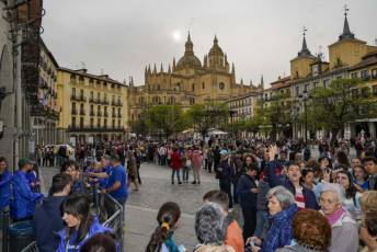 Fotogalería Récord Mundial Ponche Segoviano Autismo Segovia 53 Record Ponche Segoviano Autismo