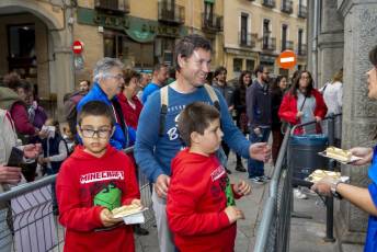 Fotogalería Récord Mundial Ponche Segoviano Autismo Segovia 49 Record Ponche Segoviano Autismo