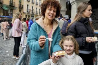 Fotogalería Récord Mundial Ponche Segoviano Autismo Segovia 58 Record Ponche Segoviano Autismo