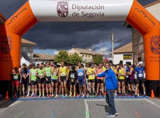 Fotogalería XIX Carrera Popular Memorial Santi en Marugán 58 XIX Carrera Popular Memorial Santi en Marugán