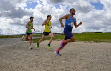 Fotogalería XIX Carrera Popular Memorial Santi en Marugán 104 XIX Carrera Popular Memorial Santi en Marugán